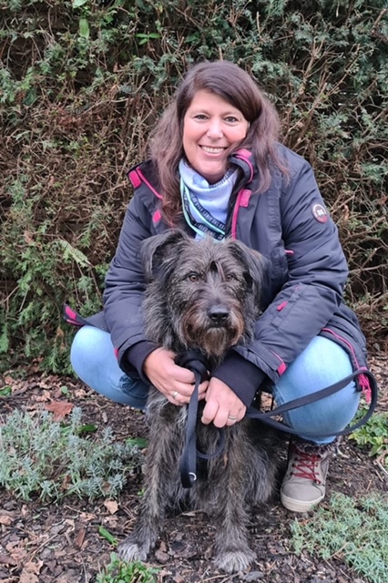Frau mit Hund